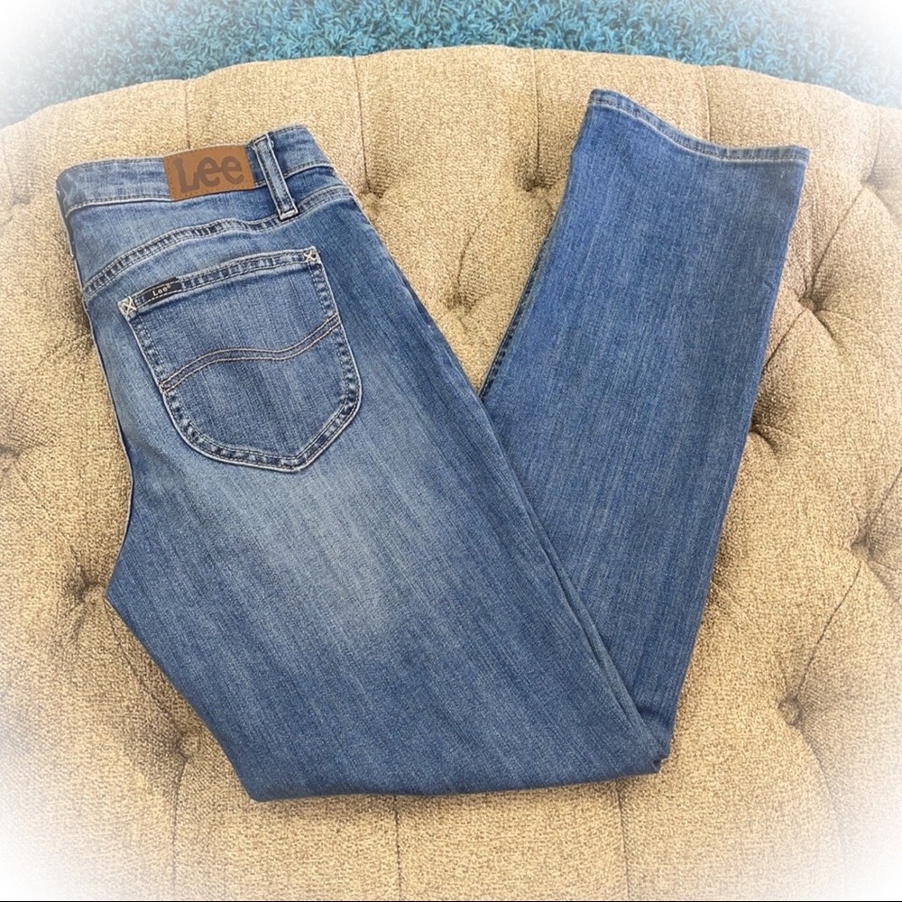 💕Lee Jeans Mid Rise💕Straight Leg💕 - Picture 10 of 11